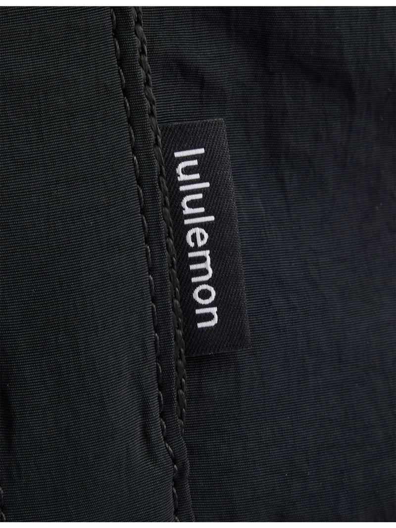 lululemon multi-pocket woven tote bag in nylon, UK version