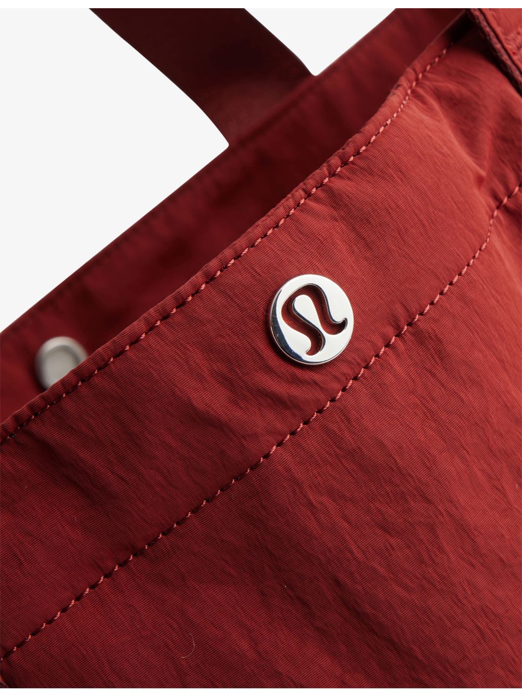 lululemon daily multi-pocket tote bag 20L, imported from the UK