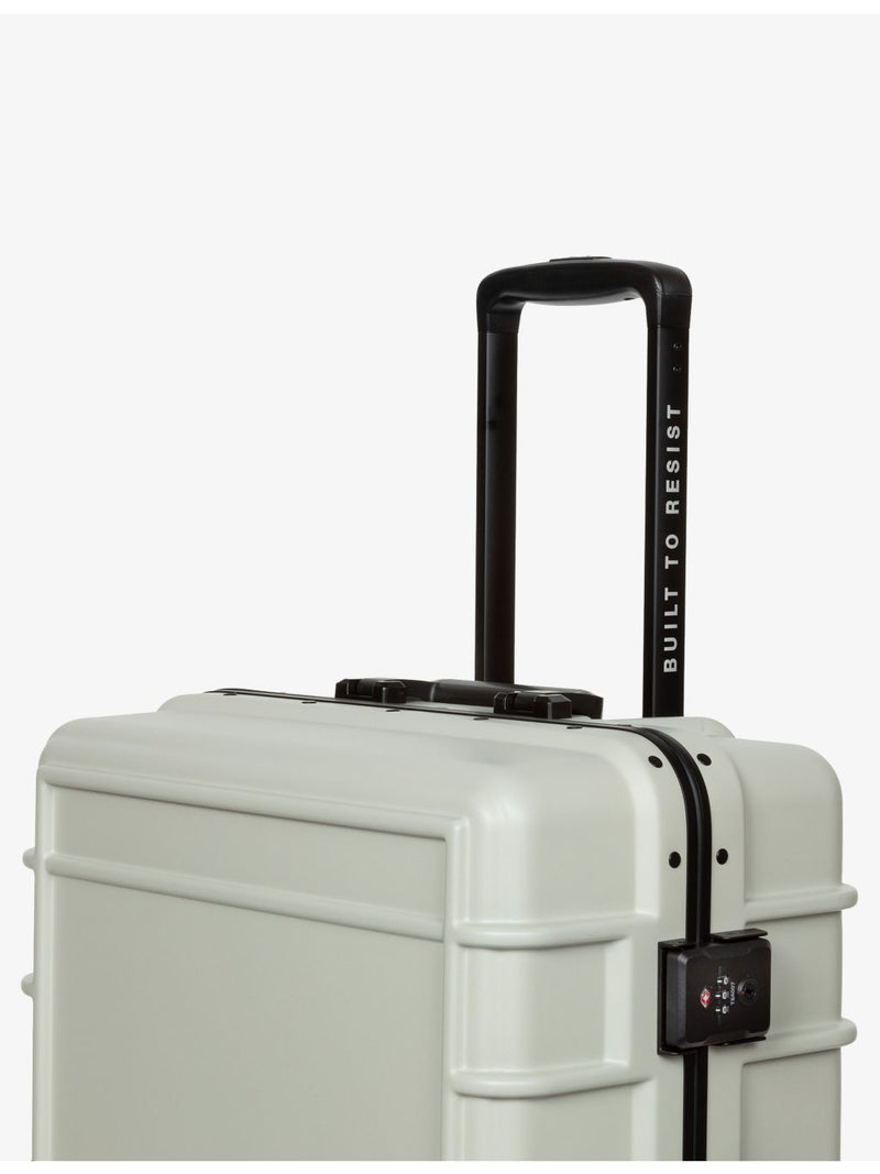 Eastpak Resist'r Medium Cabin suitcase 68cm, UK version