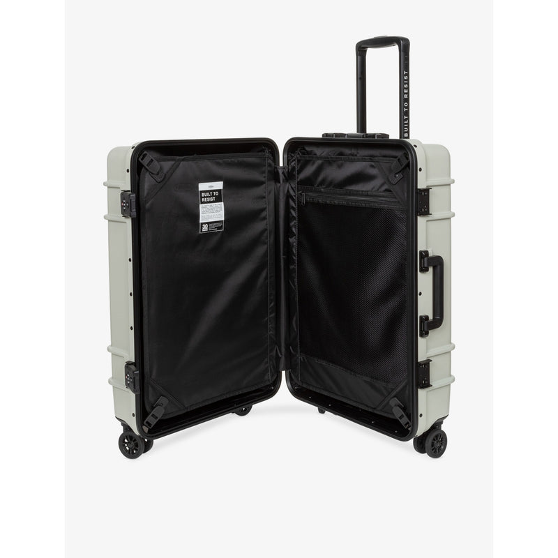 Eastpak Resist'r Medium Cabin suitcase 68cm, UK version