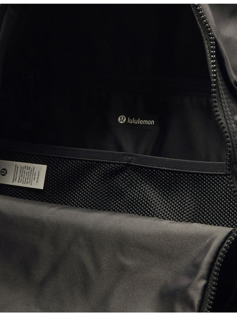 lululemon Crew nylon backpack 22 L (British brand)