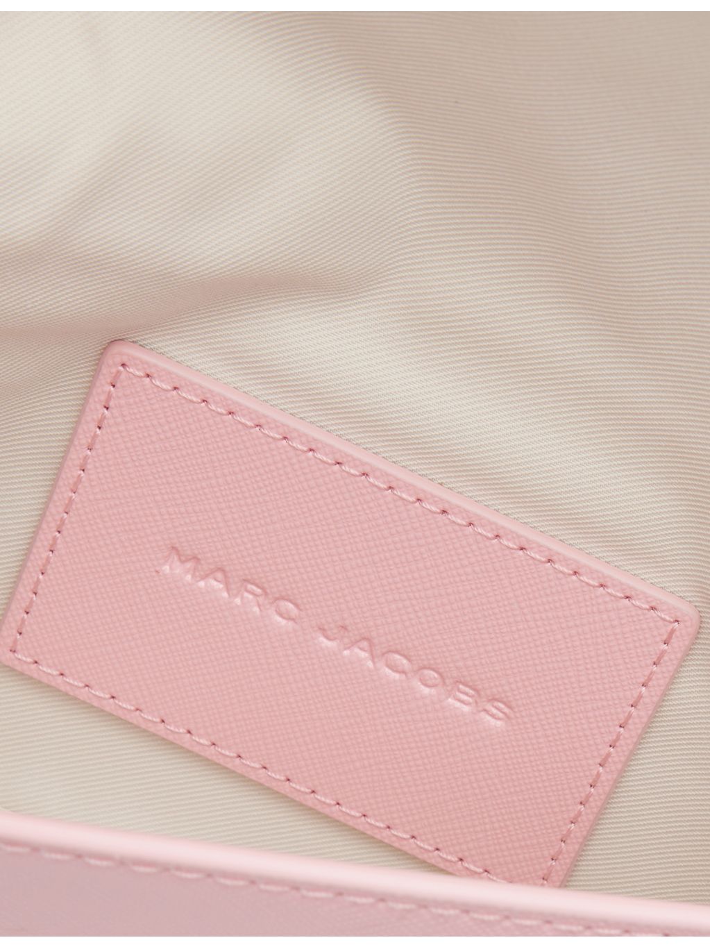Marc Jacobs Snapshot leather wallet-on-chain 12 x 20cm (British brand)