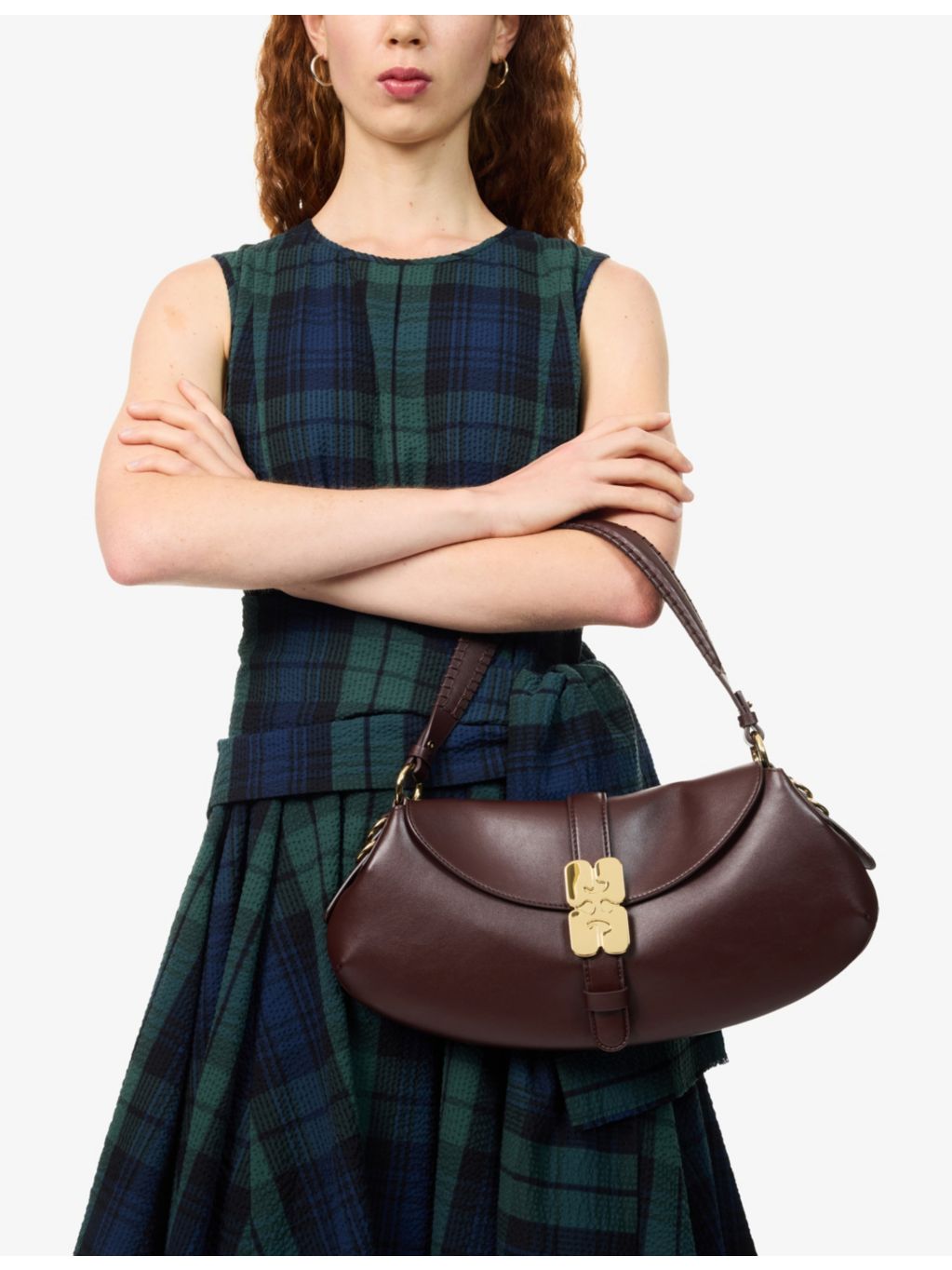 GANNI B-Kat leather shoulder bag with curved shape (British brand)