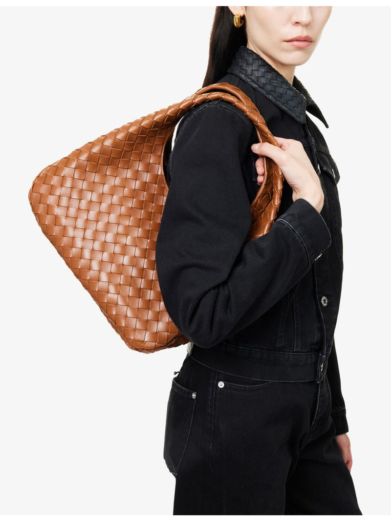 Bottega Veneta medium leather shoulder bag - British product