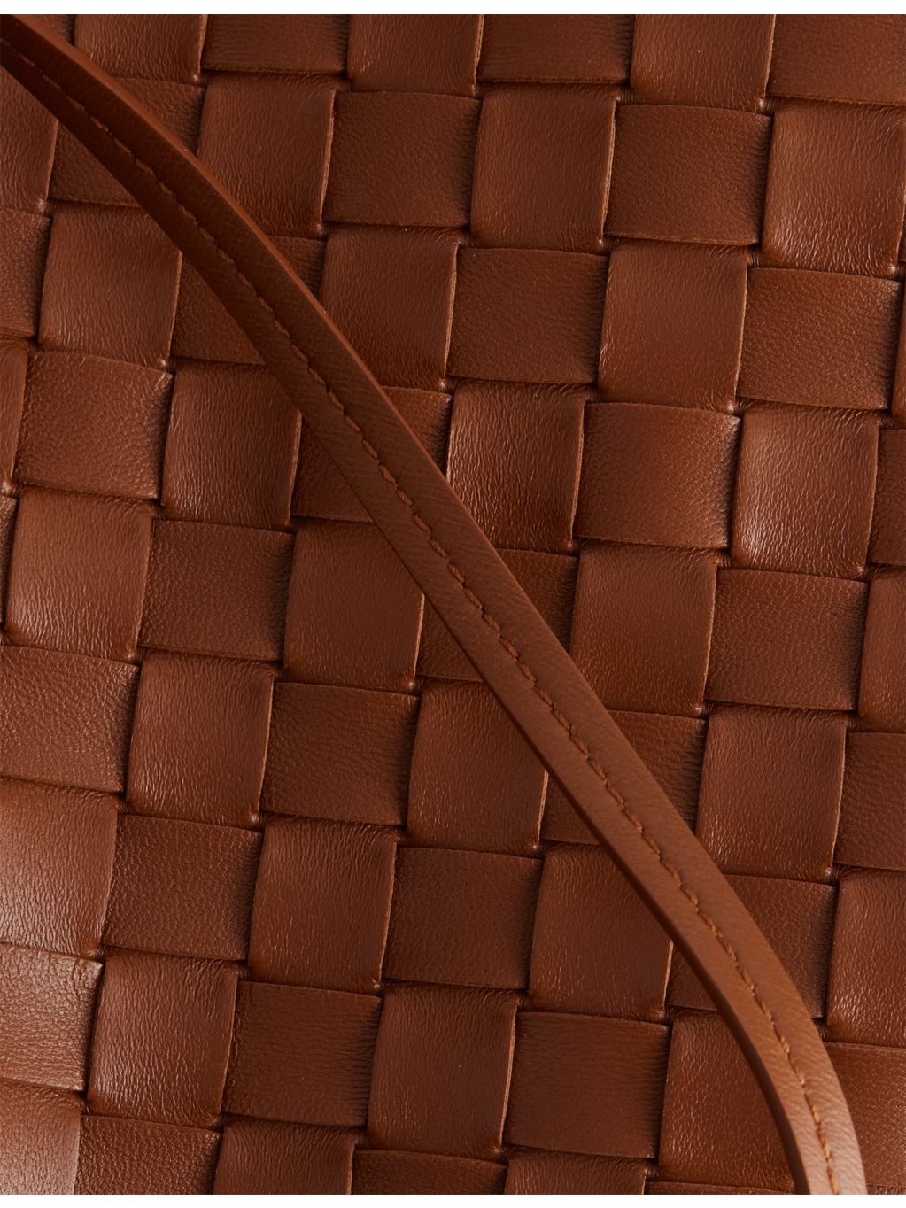 Bottega Veneta medium leather shoulder bag - British product