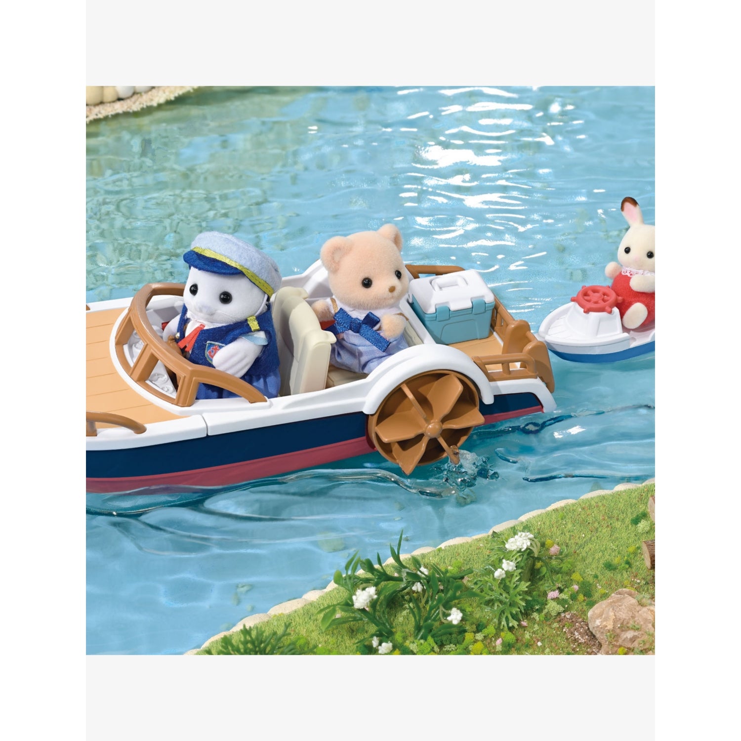 Sylvanian Families Seal Sailors Leisure Boat playset (British brand)