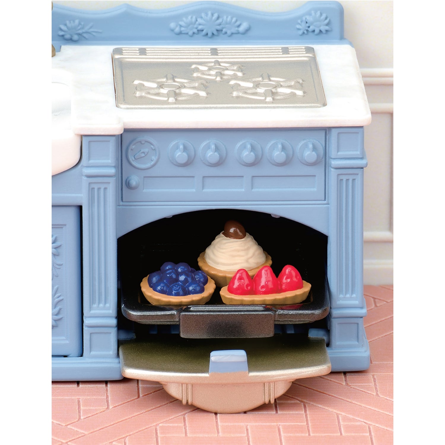 Sylvanian Families Riverside Manor dining room playset (British brand)