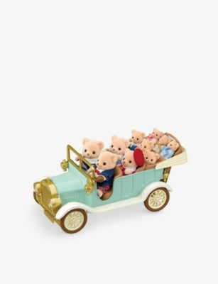 Sylvanian Families Classic Family Car playset (British brand)