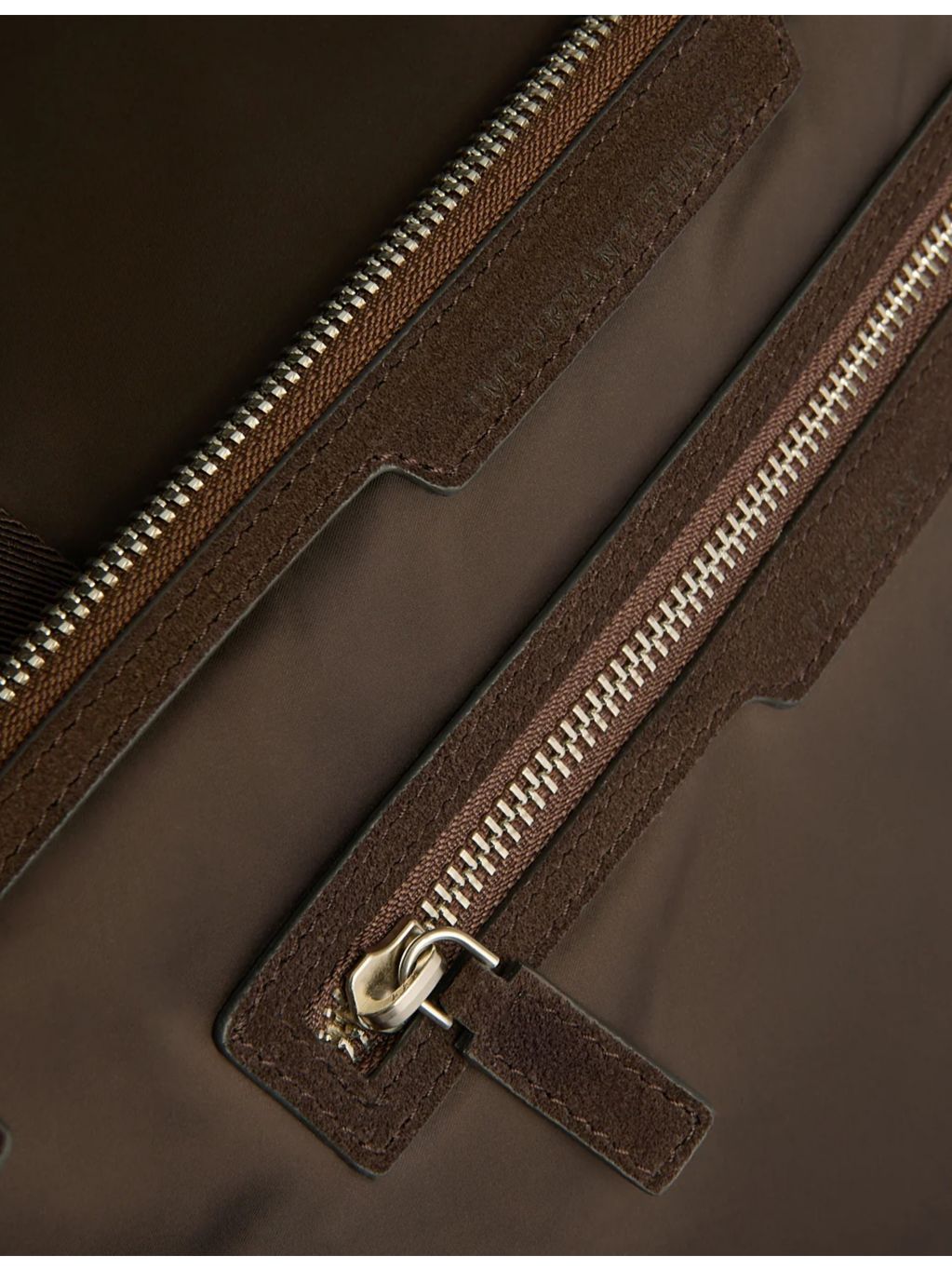 Anya Hindmarch padded maxi satin travel bag - British product