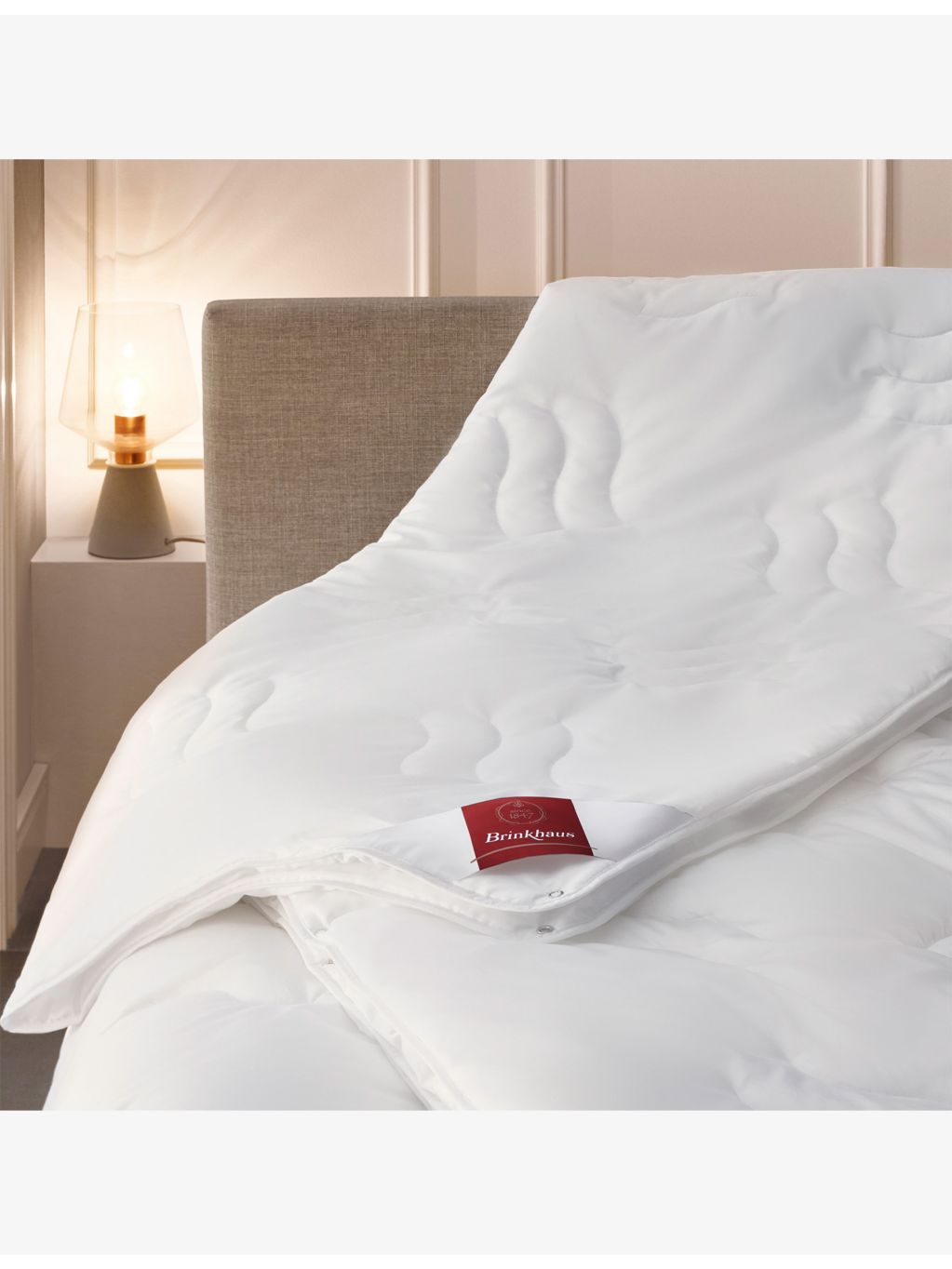 Brinkhaus 4.5 tog duvet with Egyptian cotton casing - British product