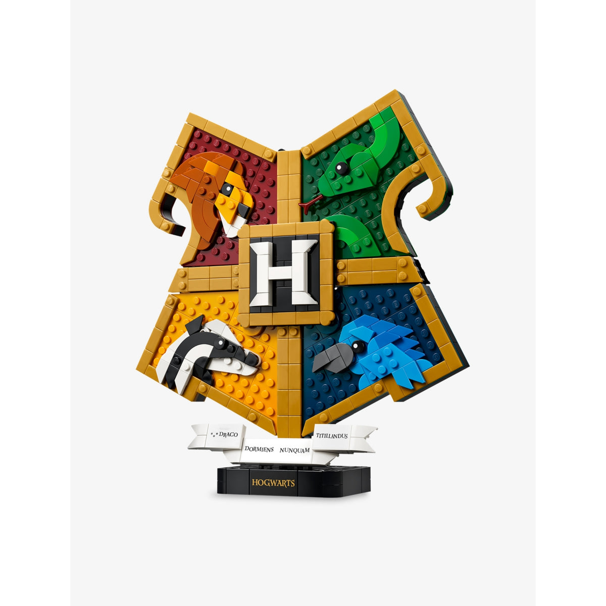 LEGO Harry Potter Hogwarts House Crest building set, 545 pieces (British brand)