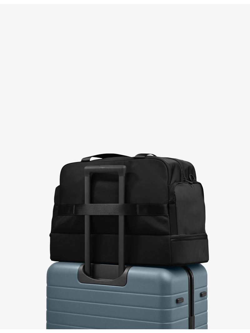 Away Featherlight Weekender Bag 44L - British product