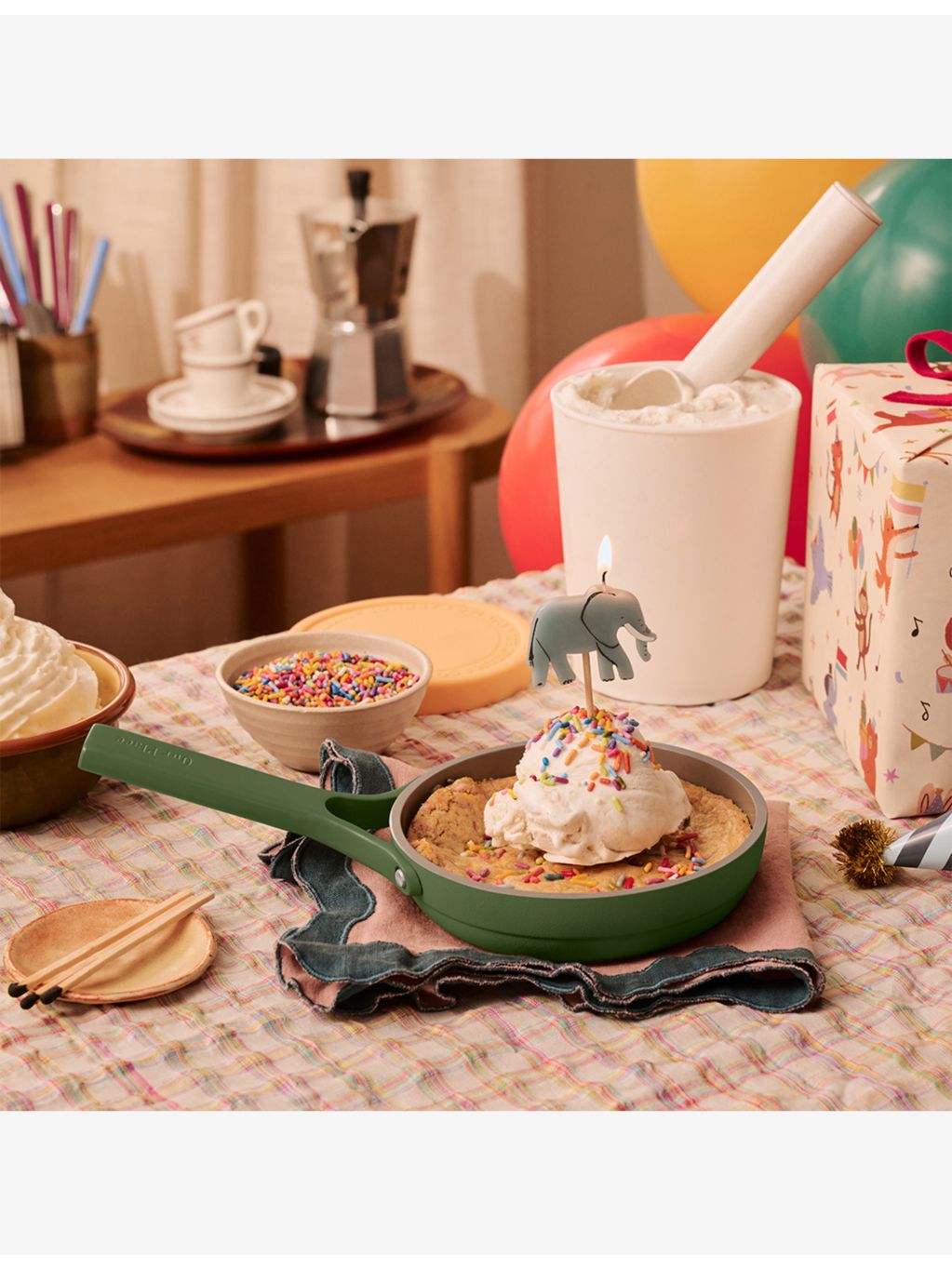 Our Place tiny ceramic pot and pan set - British product