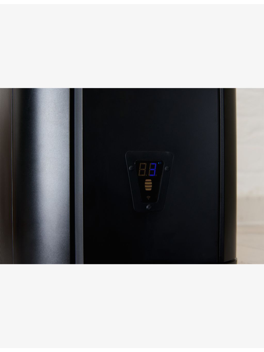 Smartech PerfectDraft Pro Black beer dispenser, imported from the UK