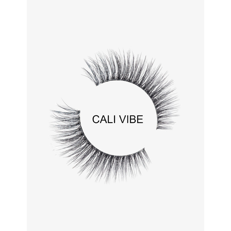 Tatti Lashes Cali Vibe soft natural wing faux silk lashes short, UK version