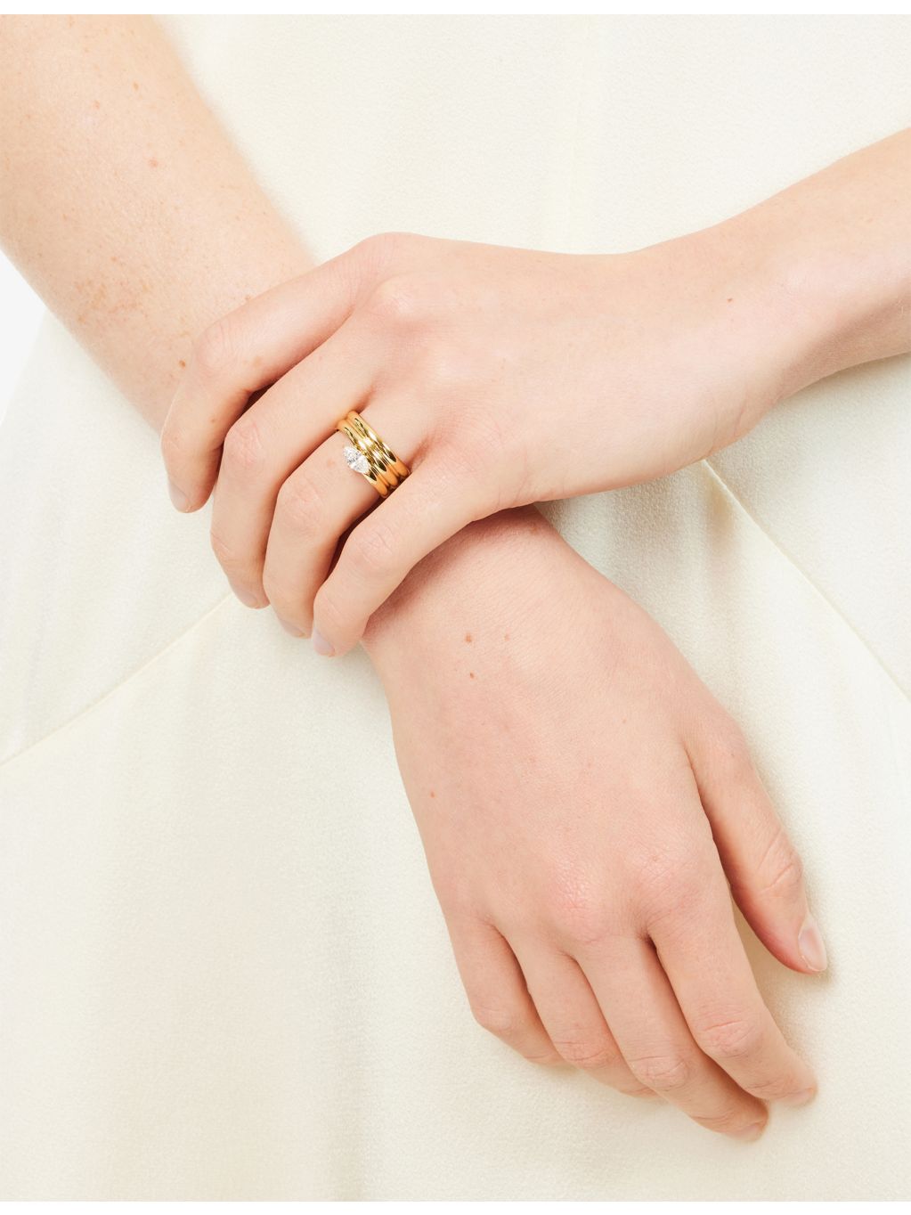 Indigo Lune Cassie ring with cubic zirconia in 18ct gold, UK version