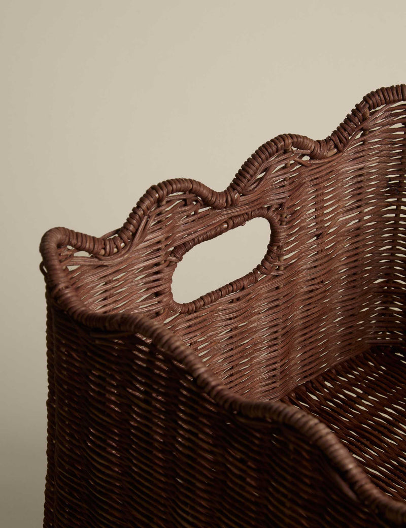 Rattan scallop rectangular basket 40x30x20cm, UK version