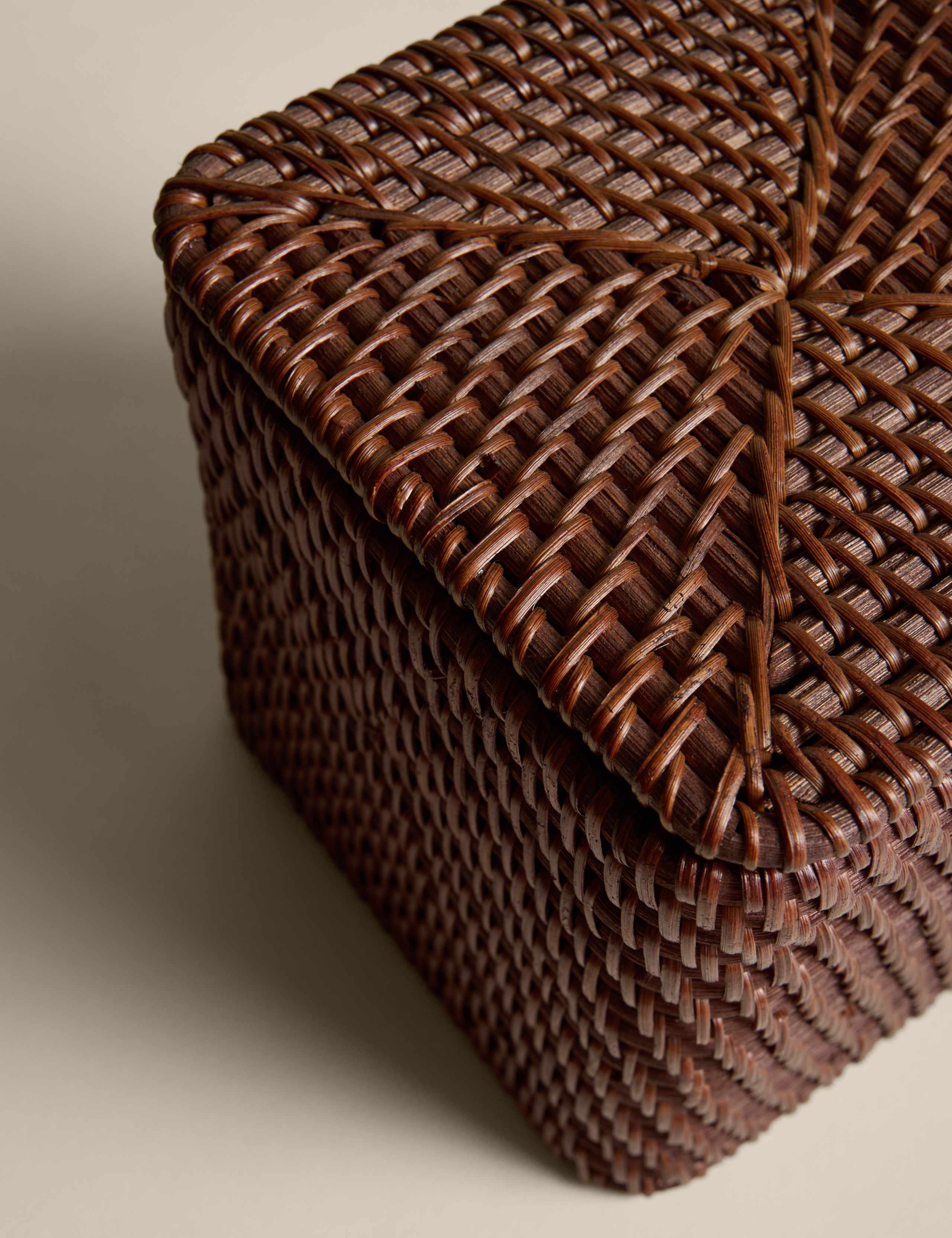 Rattan cube storage box 17cm cube, imported from the UK