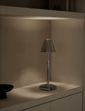 Rechargeable metal table lamp with USB-C design, UK version