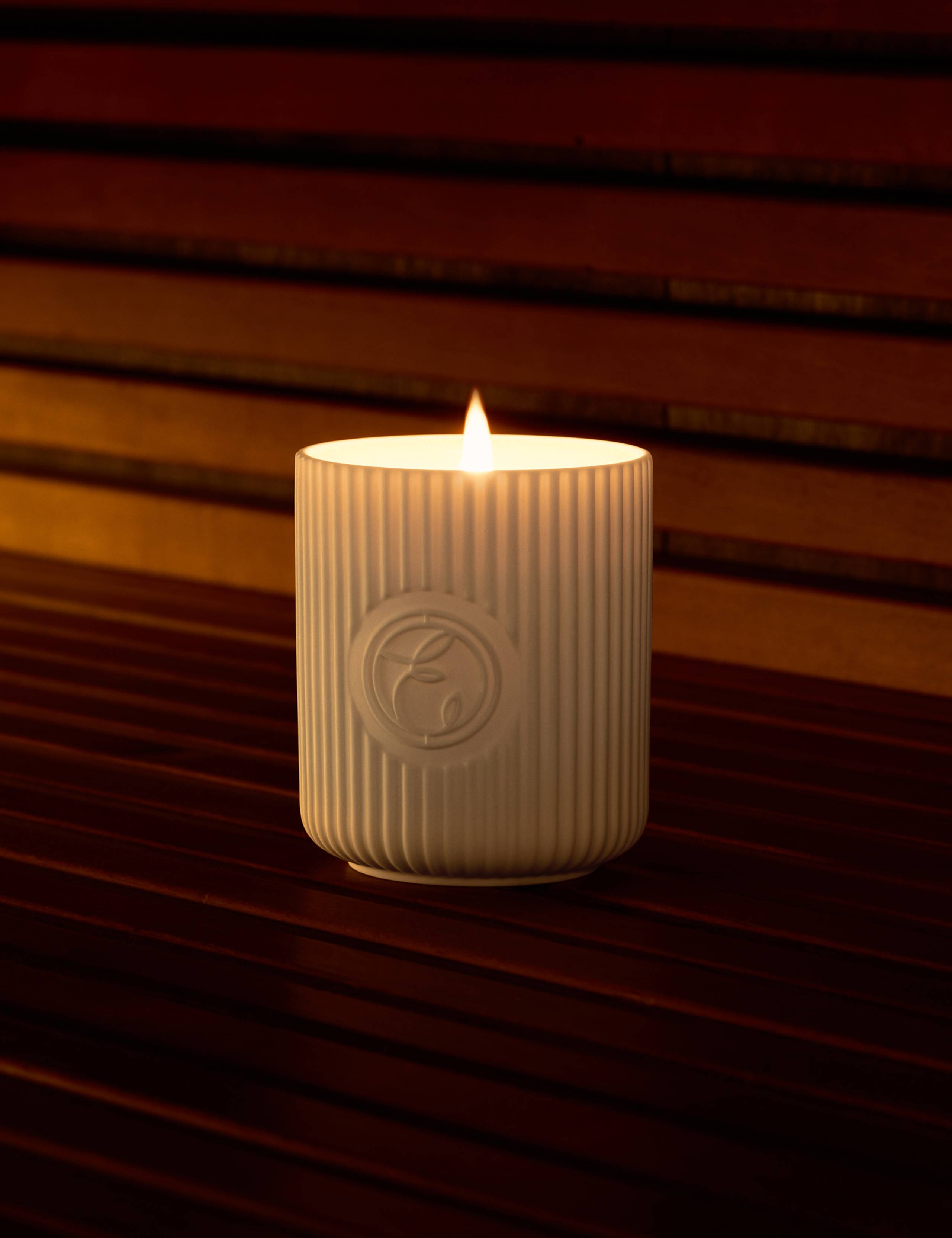 Restorative candle 240g - British product