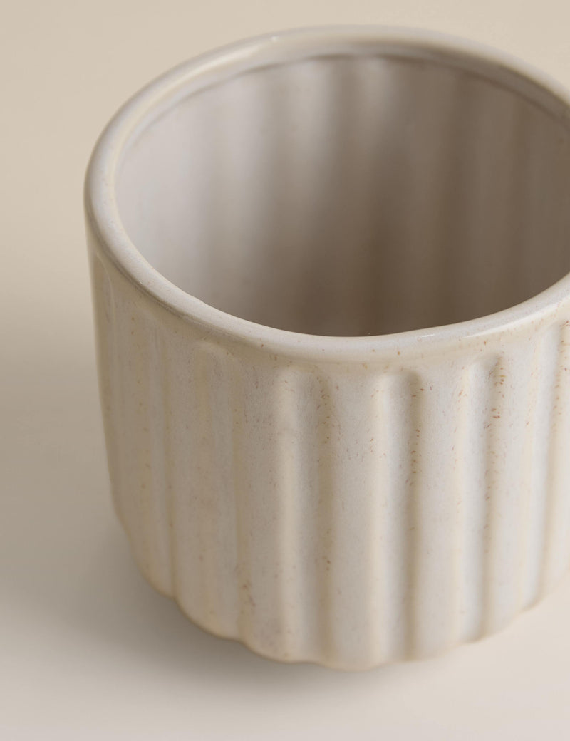 Ridged Ceramic Planter 14.6 cm wide - British product