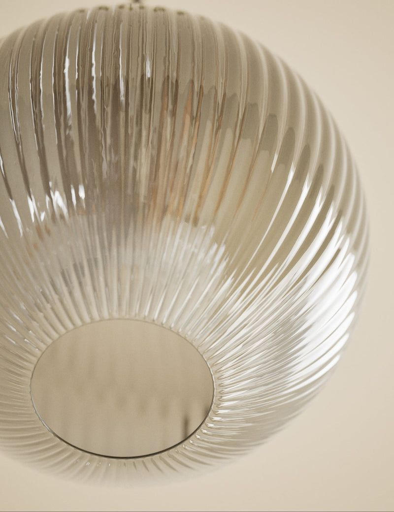 Ridged glass ceiling lamp shade 23.5cm (British brand)