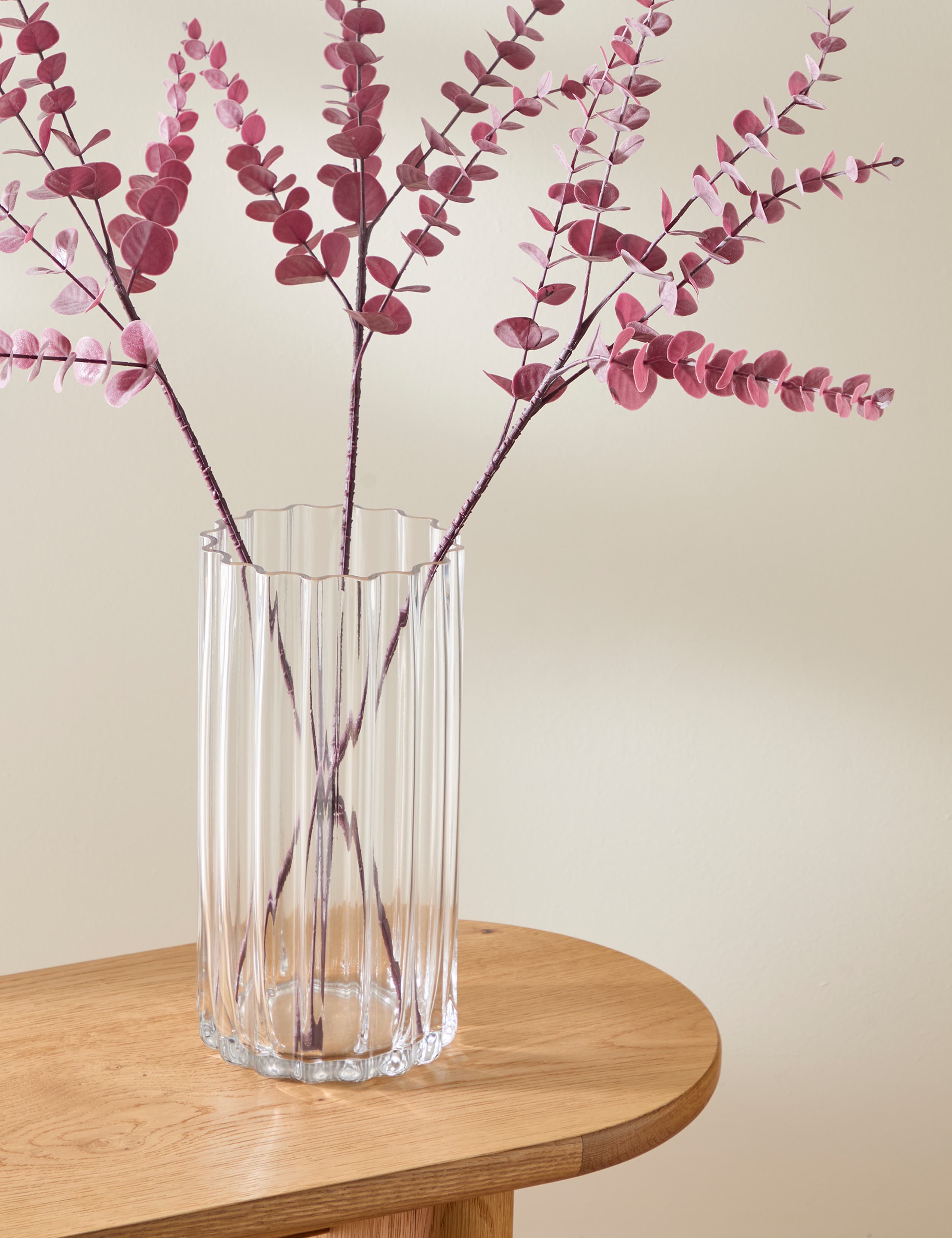 Gerippte Glaszylindervase