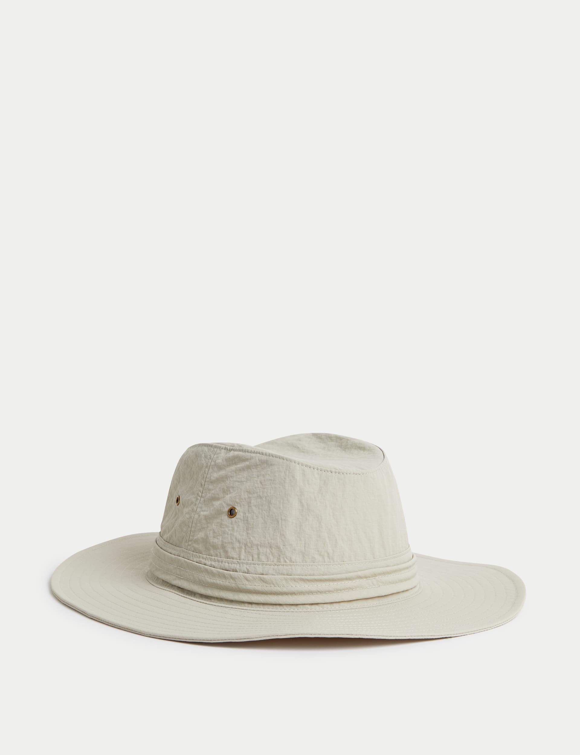 M&S Typhoon Hat with UPF50+ protection and shower-resistant finish - British product