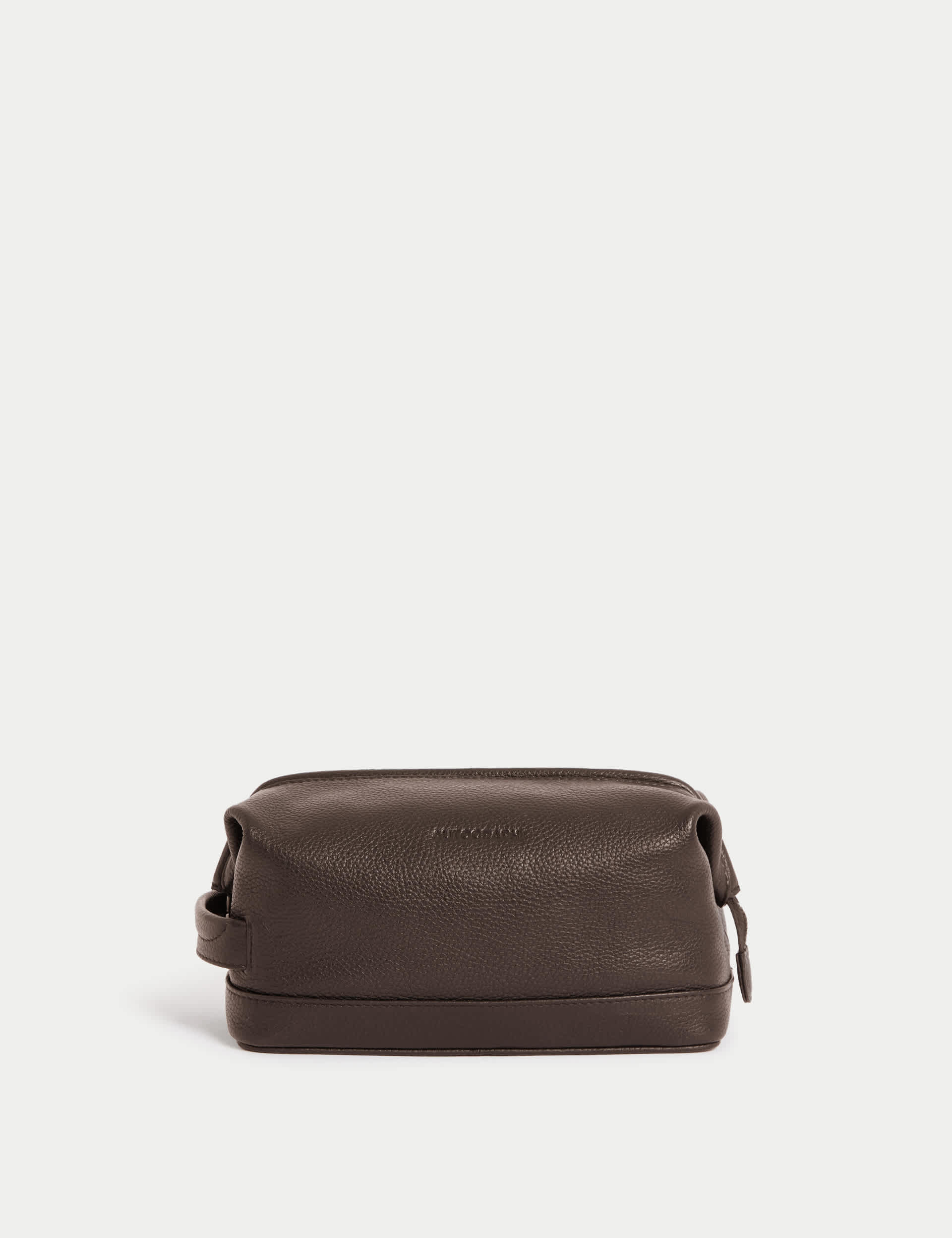 Autograph Leather Pebble Grain Washbag 25x15.5x13 cm, UK version