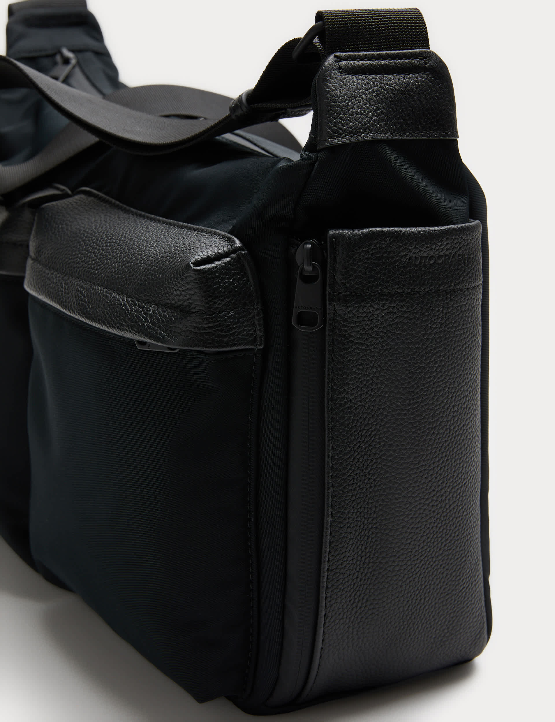 M&S Autograph adjustable messenger bag faux leather - British product