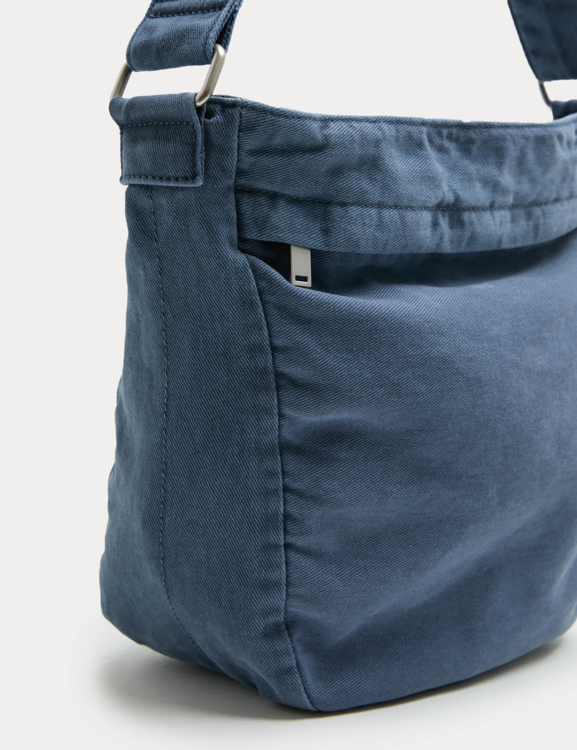 M&S casual twill messenger bag - British product