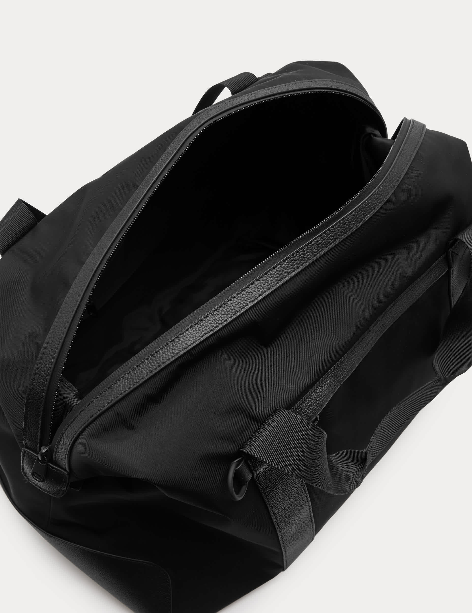 Autograph weekend bag with water-repellent finish, UK version