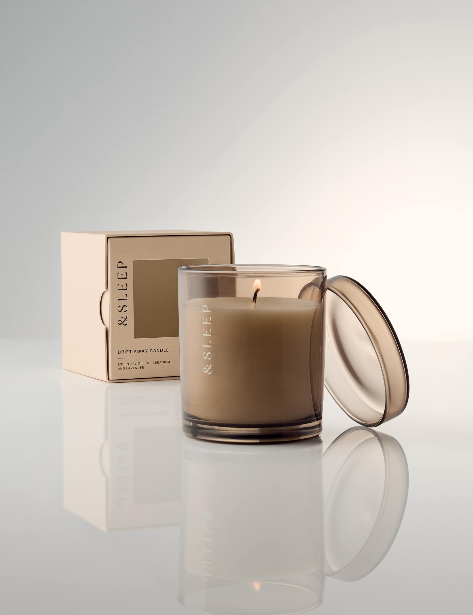 Sleep candle with lavender and geranium 210g - British product