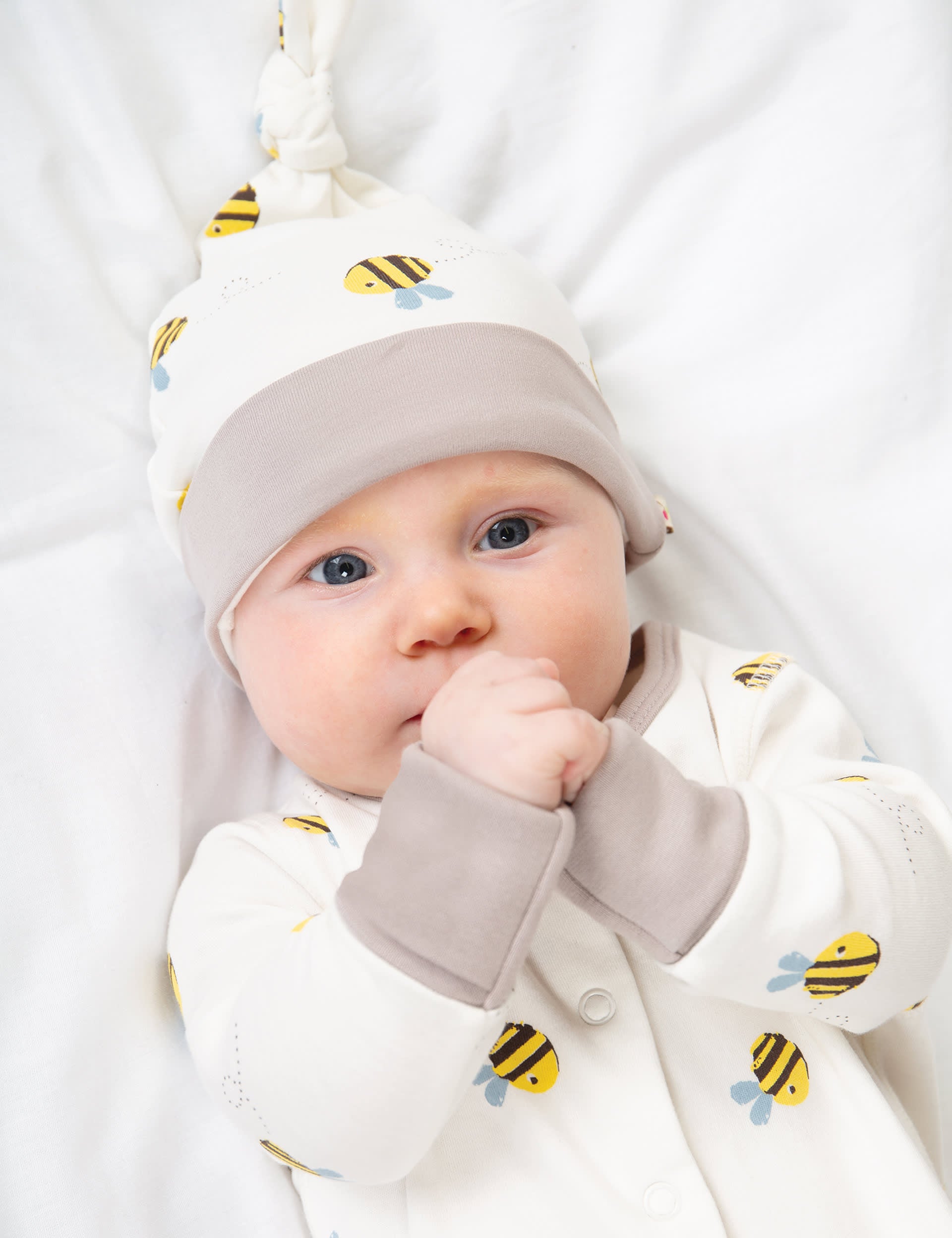 Baby cotton gift set 3-piece bee theme 7lbs-1yr - British product