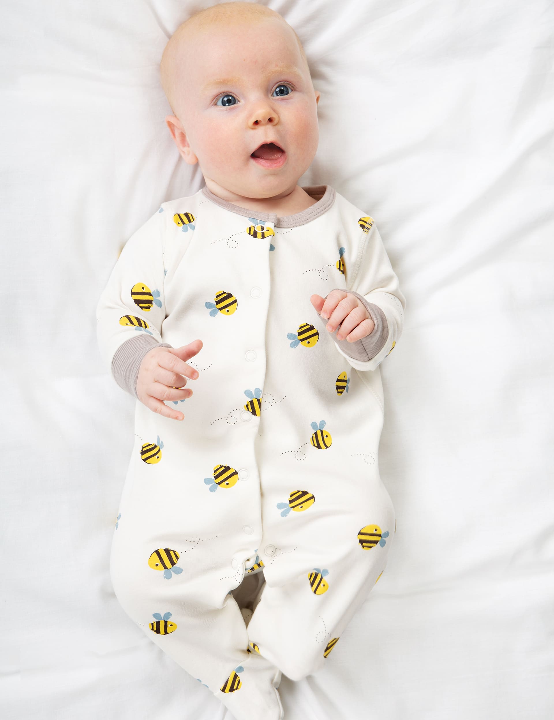 Baby cotton gift set 3-piece bee theme 7lbs-1yr - British product