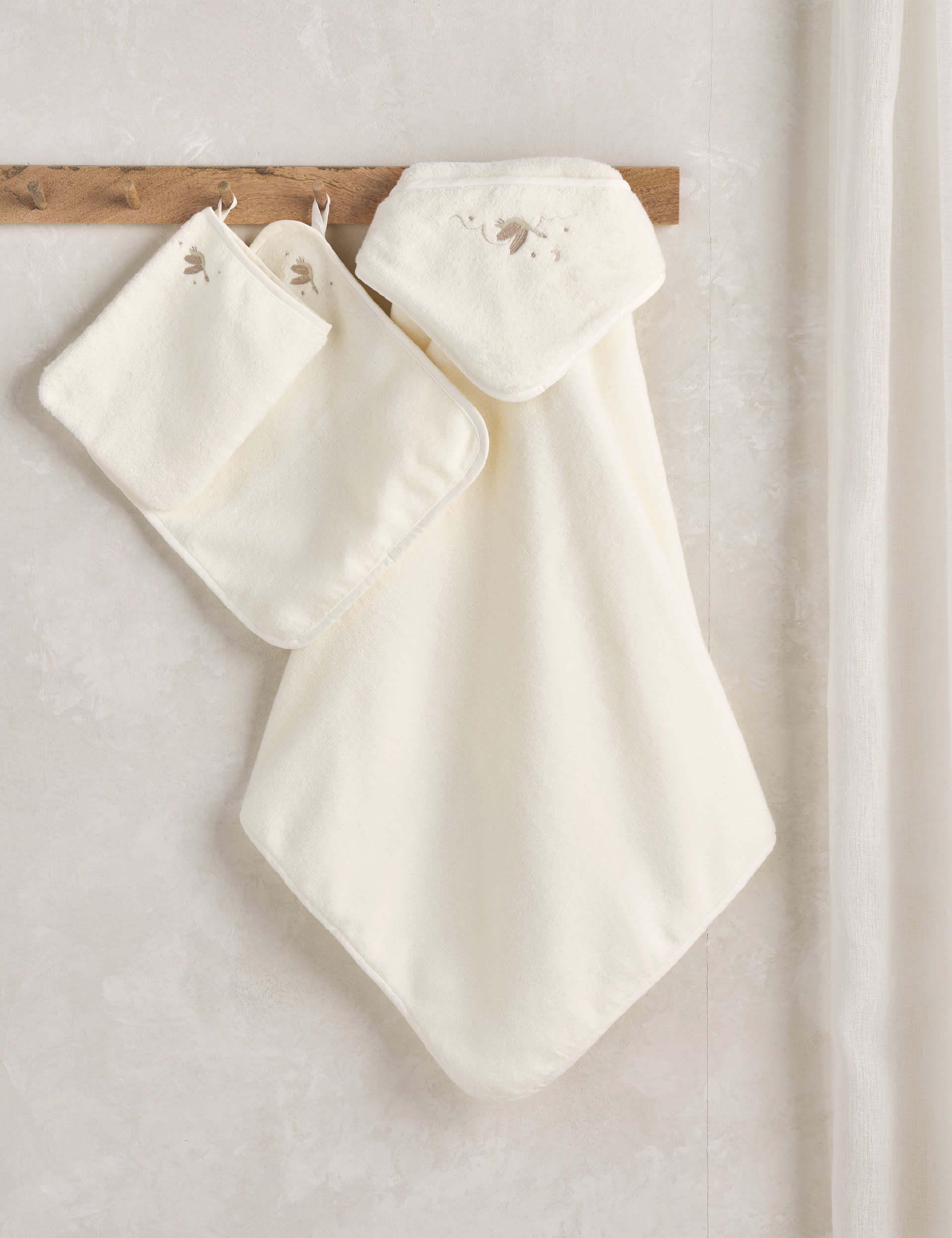 Mamas & Papas 3pc pure cotton baby towel set, imported from the UK