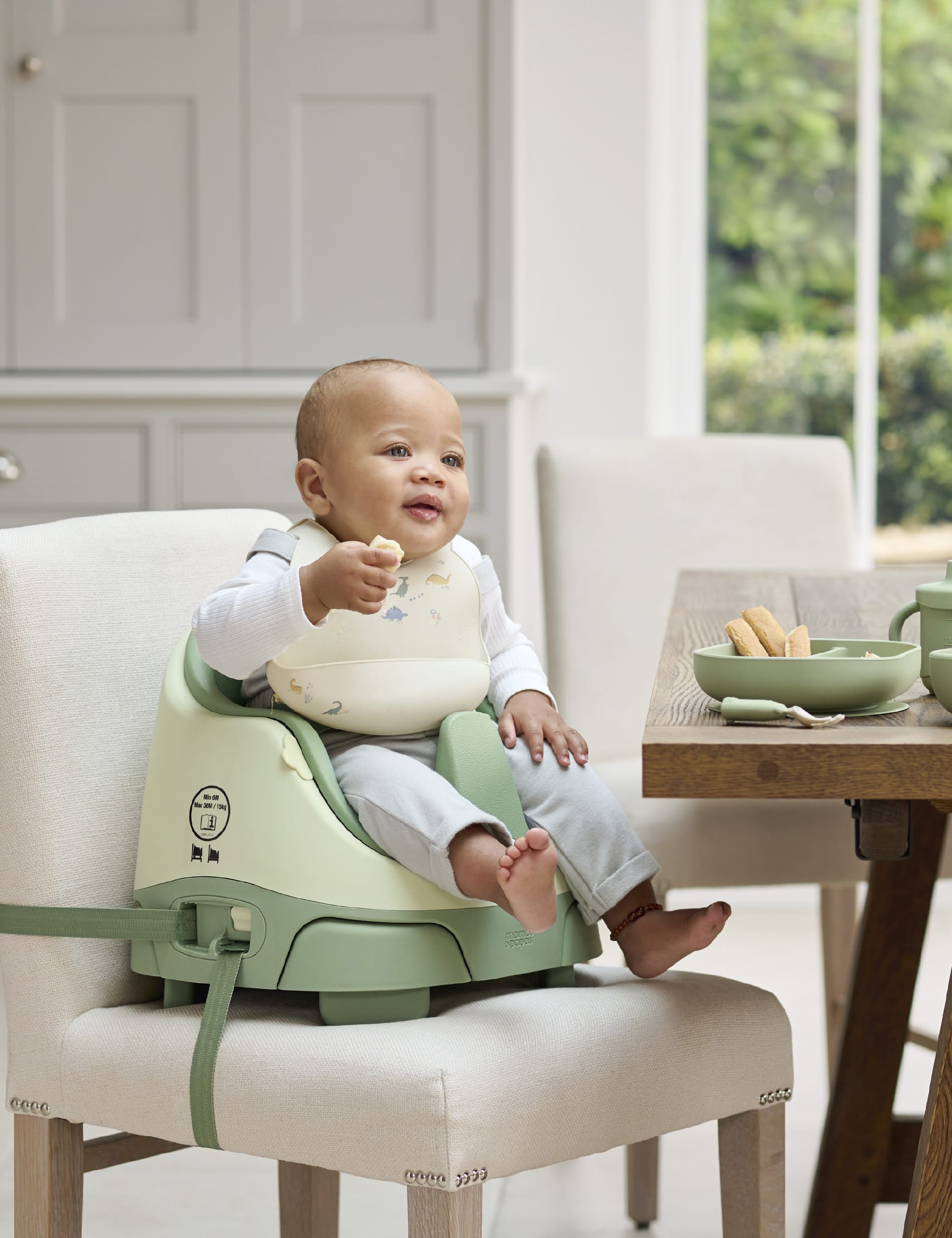 Mamas & Papas silicone bibs 2-pack plain dinosaur imported from the UK