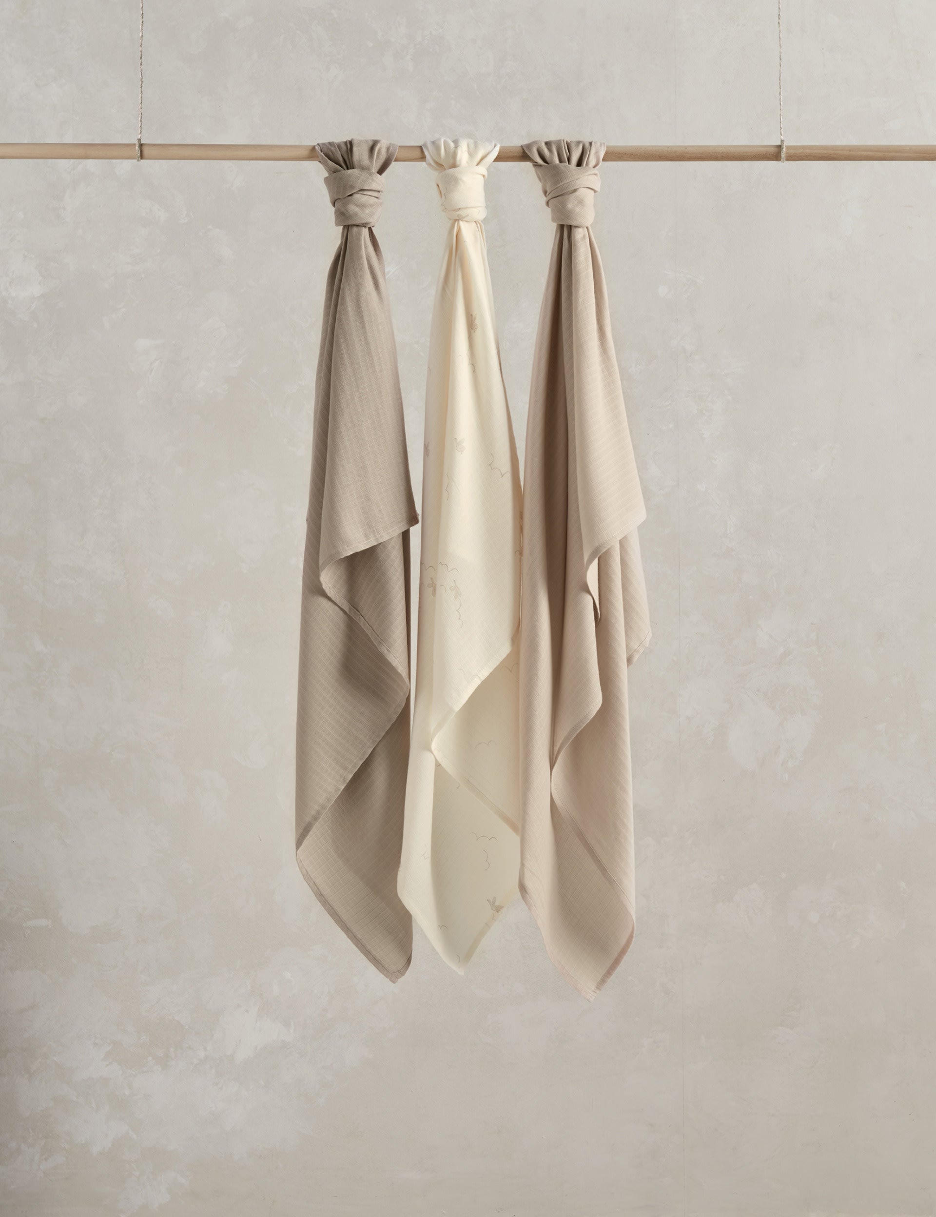 Mamas & Papas pure cotton muslin squares 3-pack (British brand)