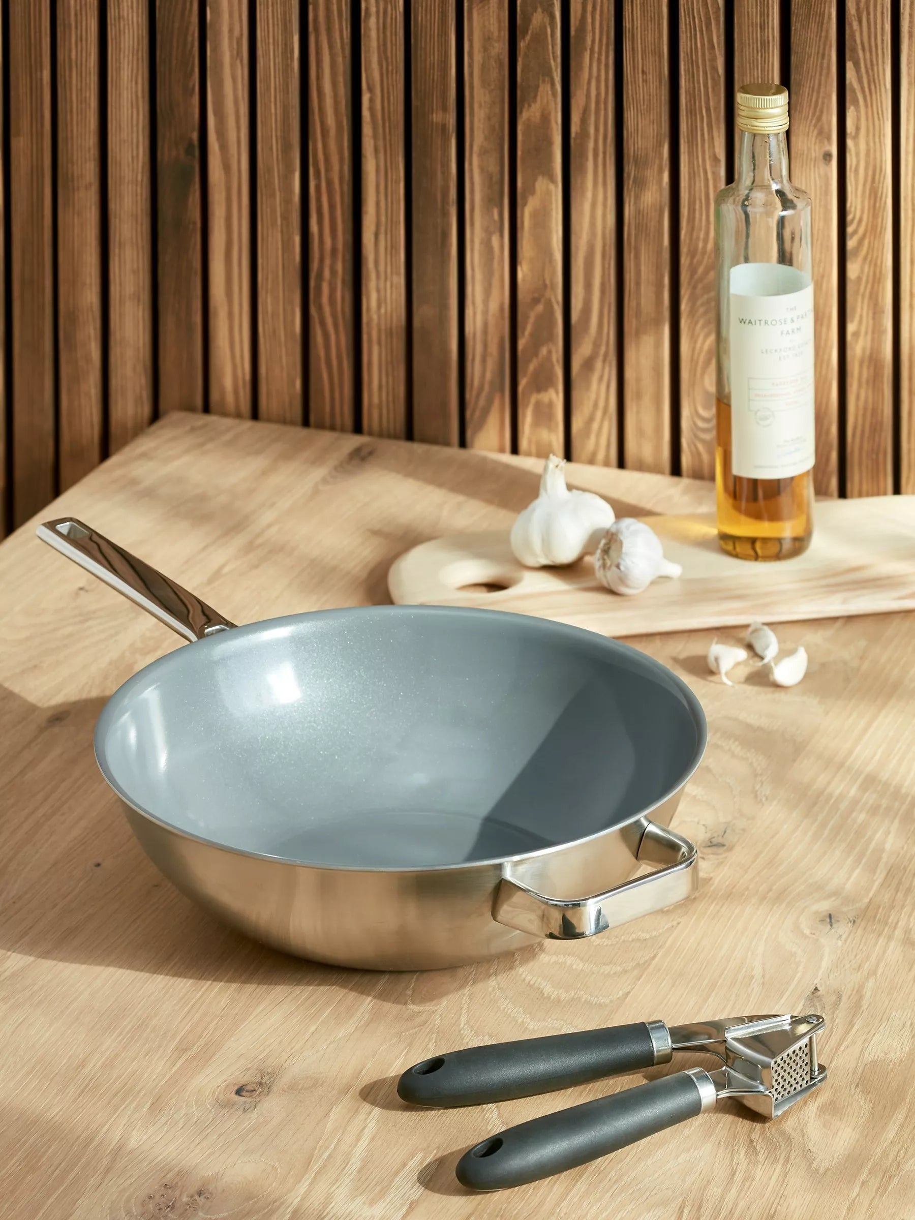 John Lewis garlic press, UK version