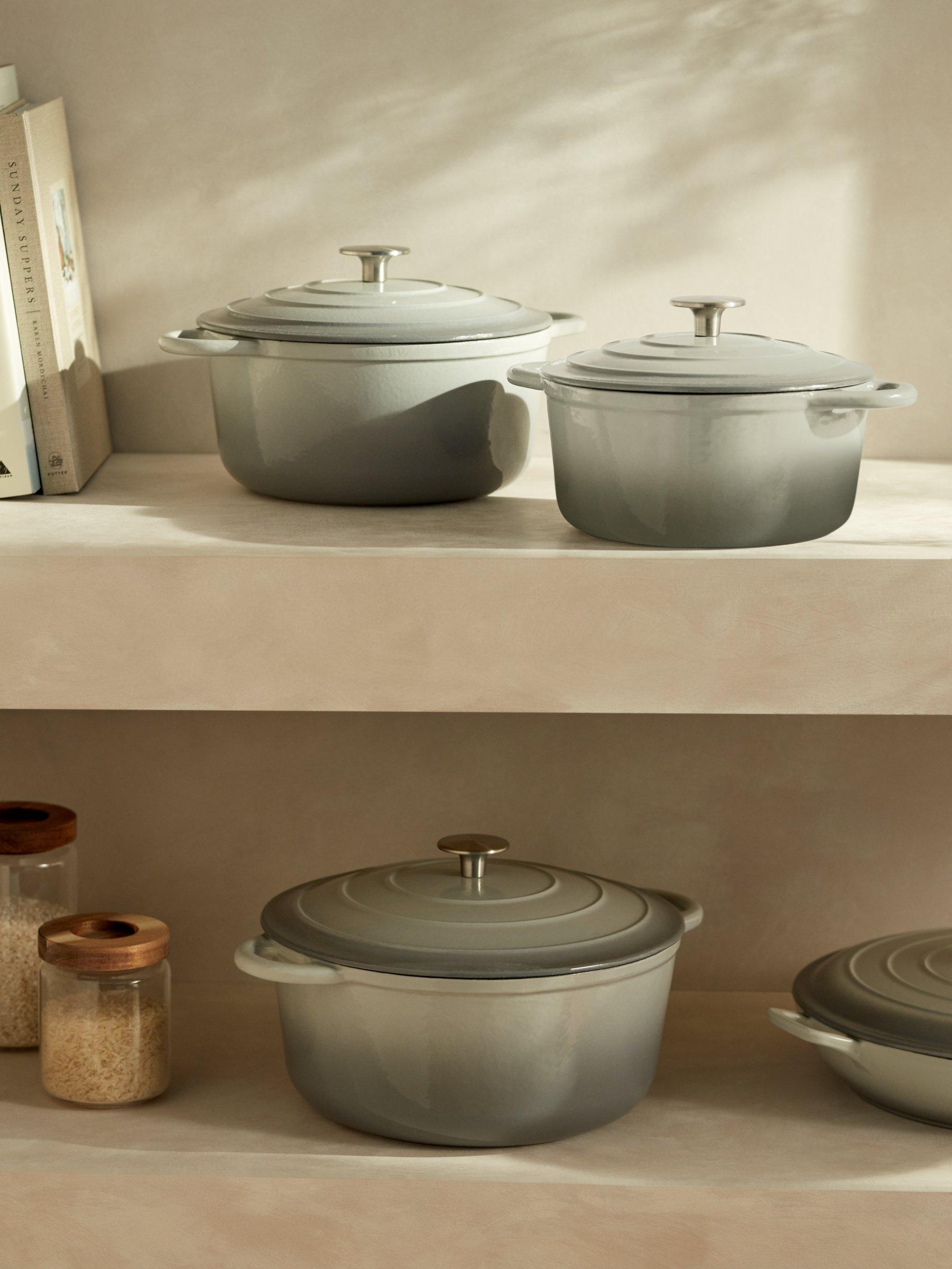 John Lewis cast iron casserole 3L, UK version