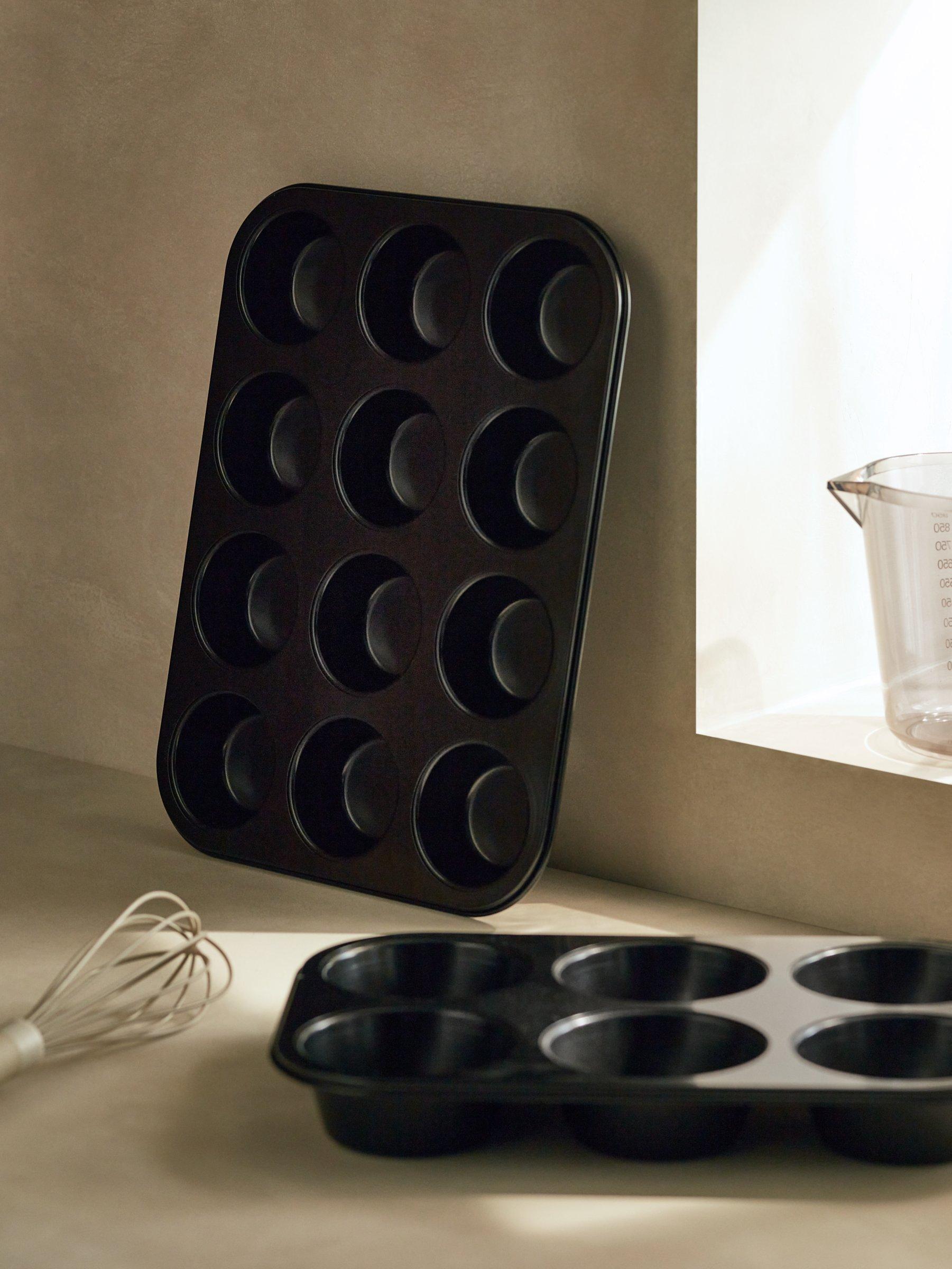 John Lewis Professional non-stick muffin tray 6 cup, UK version