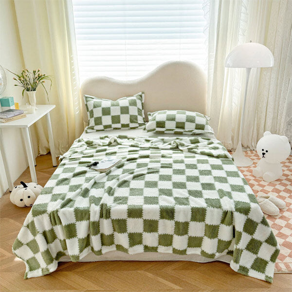 Livingandhome Cozy Soft Plaid Flannel Blanket Extra Large
