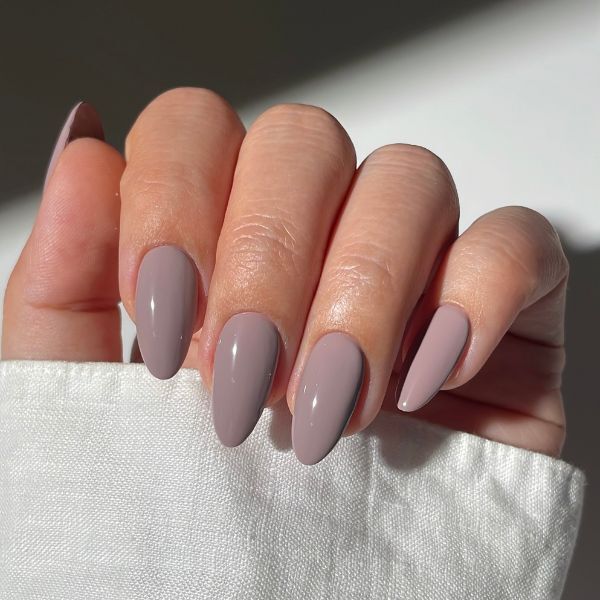 London Grace Heather Nail Polish Taupe 12ml