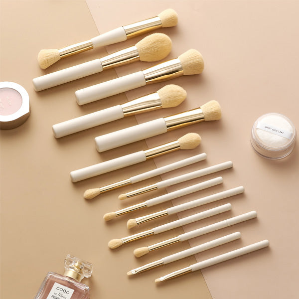 Livingandhome 14 Pcs Makeup Brush Set