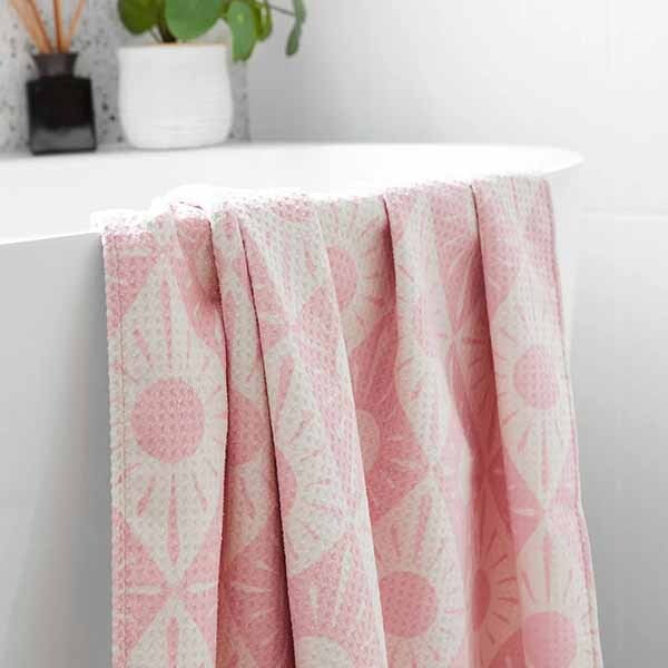 Dock & Bay Large Quick Dry Bath Towel - Diamond Pink