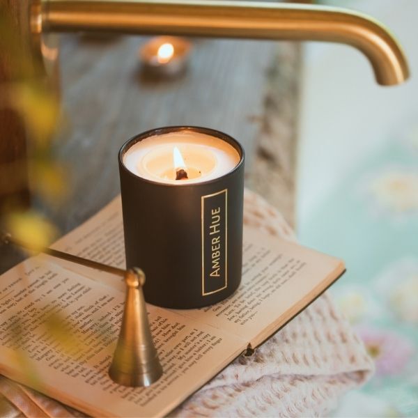 Amber Hue Candles - Rhubarb & Mint Deluxe Candle - Soy Wax - 200g