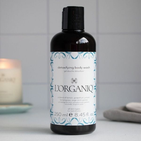 L'ORGANIQ Detoxifying Body Wash 250ml