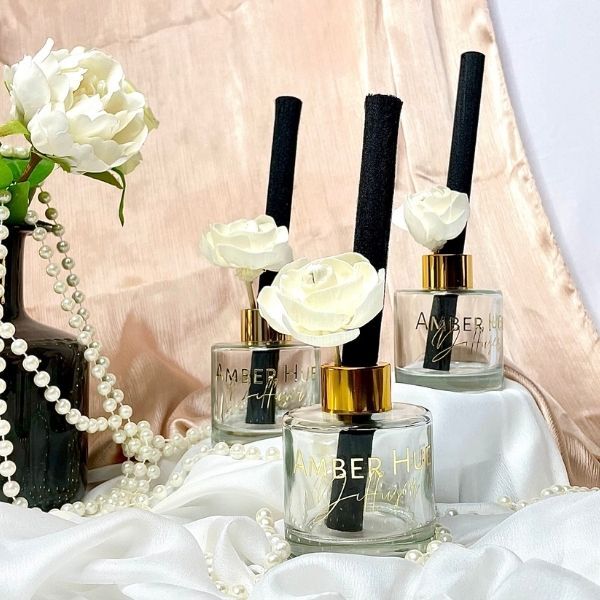 Amber Hue Candles - Rosey Woodlands - Flower Reed Diffuser - 100ml