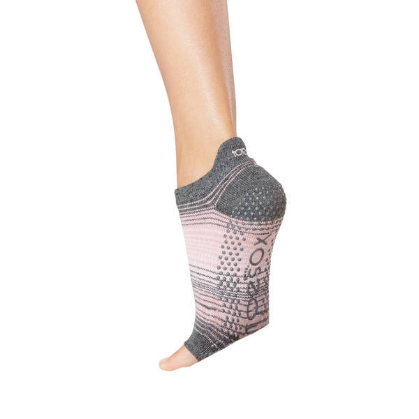 Toesox Womens Echo Half Toe Socks (M)