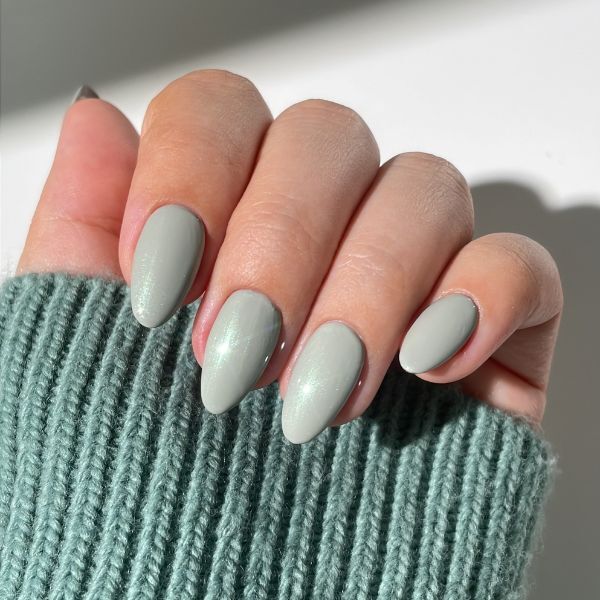 London Grace Lauren Nail Polish Shimmery Green 12ml